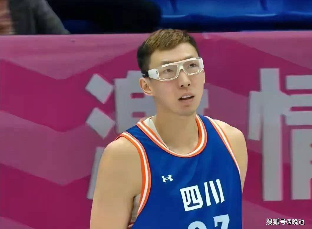 worldcup-今日！CCTV5直播周琦率CBA最水总冠军出战全运会，网络转辽篮+NBA+欧联杯+F1等